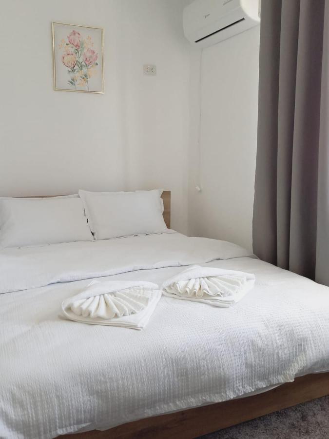 Casa Alexia Appartement Pescari Buitenkant foto
